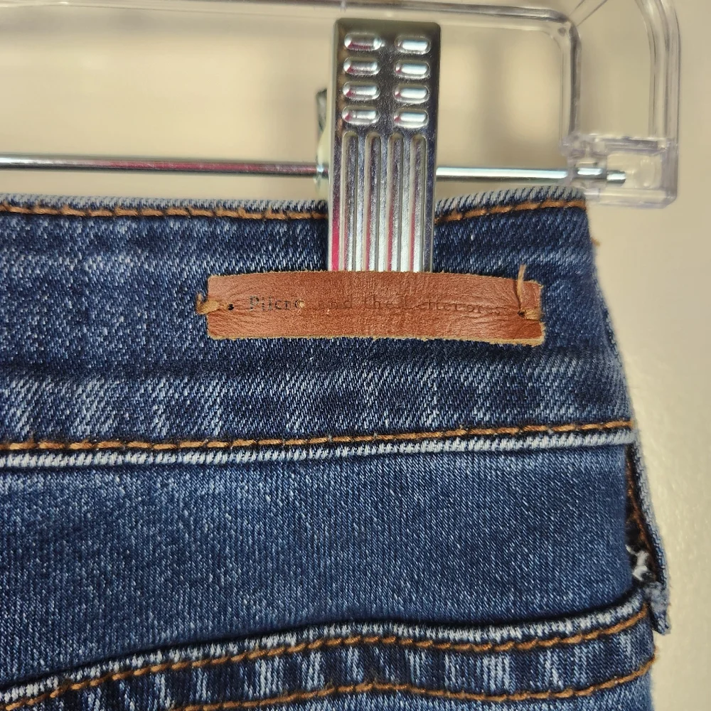 Anthropologie Pilcro Jeans Split Hem Skinny Mid Rise Blue Size 26